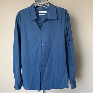 CALVIN KLEIN Button Down Shirt